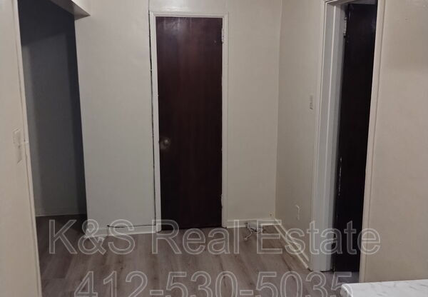 121 LEBANON BLVD 9