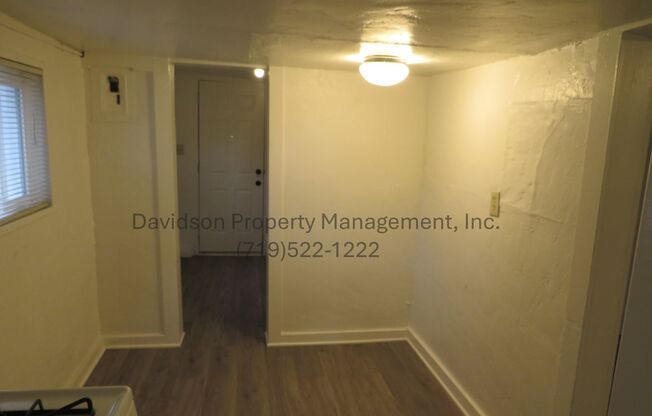 Updated Cottage Centrally Located Near The Olympic Training Center