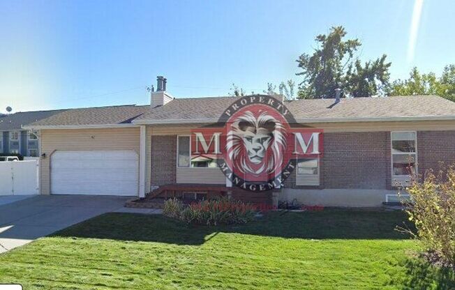5 Bd 3 Ba Remodeled Home in Midvale