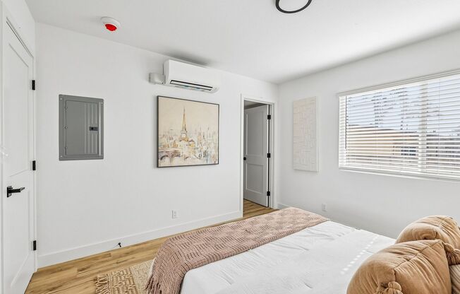 1 bed, 1 bath, 530 sqft, $2,345, Unit 27