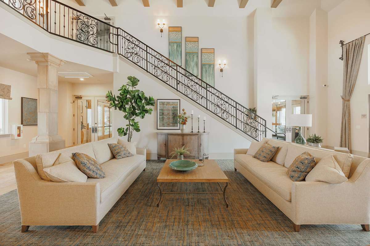 The Villas at Ellis Manor - New Fresno, CA Apartments