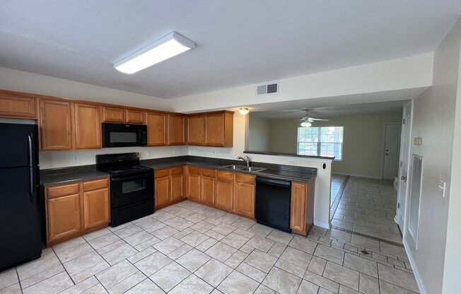 2 beds, 2.5 baths, $1,575