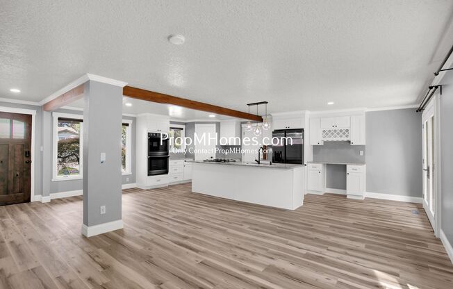 Beautifully Updated Four Bedroom Home in West Beaverton!