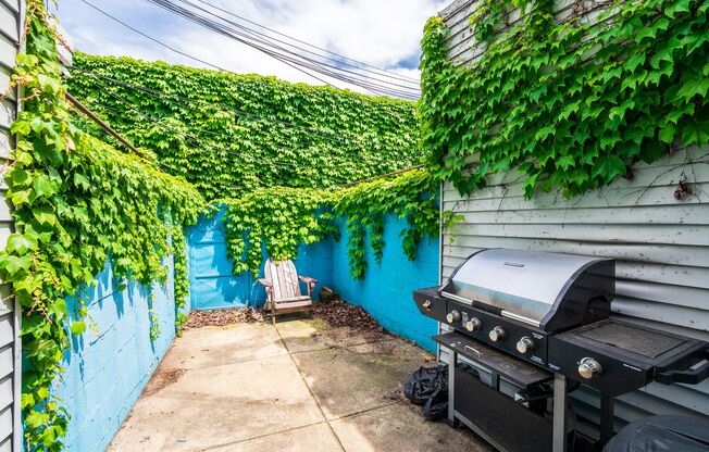 Three Bed Pennsport Apartment