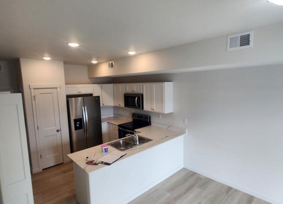 1716 RICHARD MARTIN DR