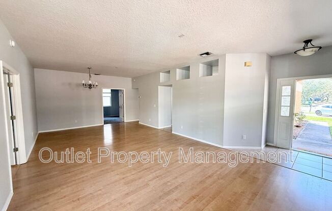 112 PEREGRINE CT