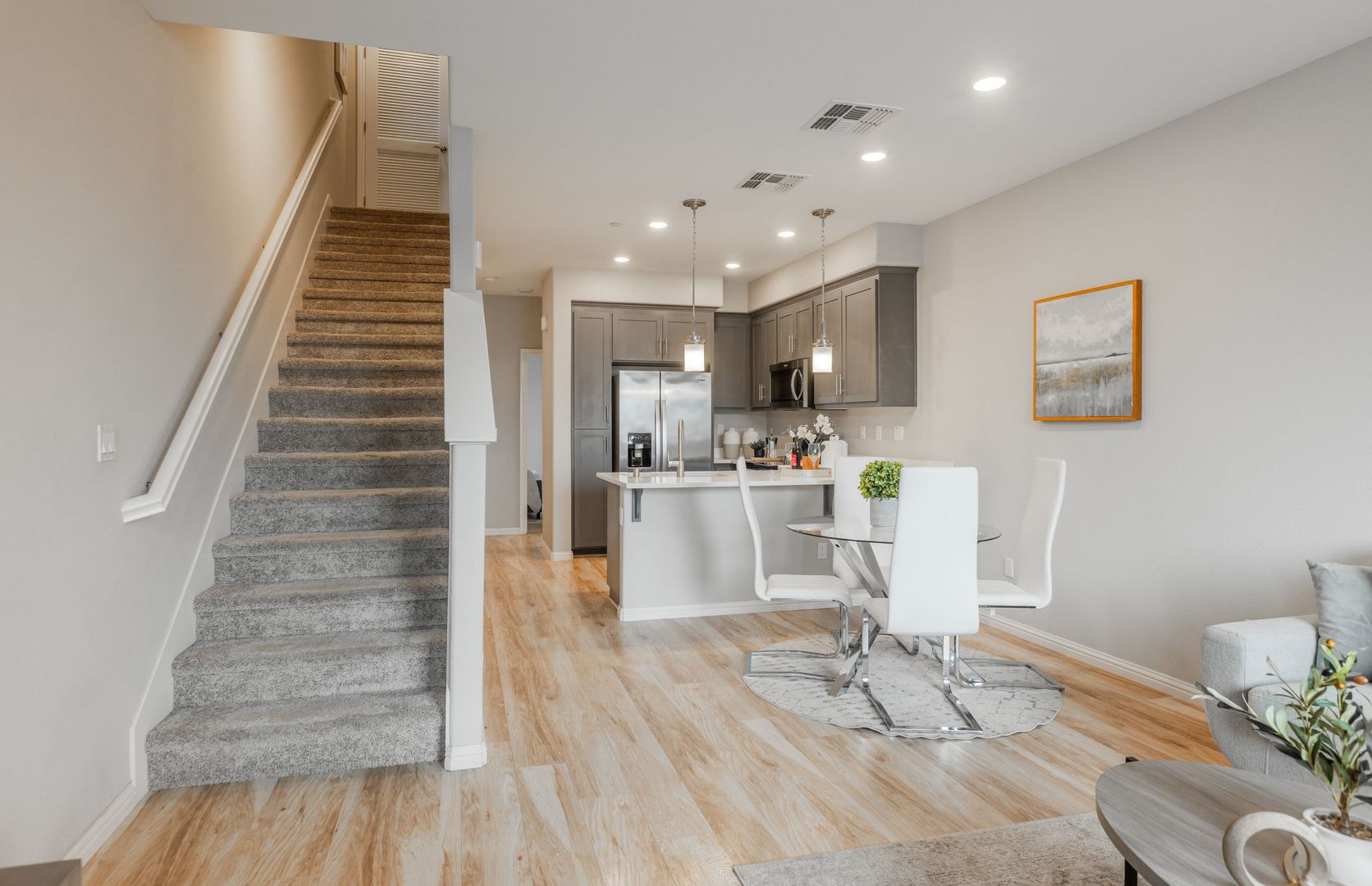 Modern Fremont Townhouse: 3 Beds, 3 Baths & Ready for You!