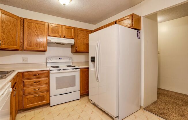 2 beds, 2 baths, $1,750, Unit Unit 210