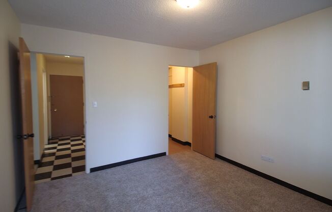 1 bed, 1 bath, 620 sqft, $1,050, Unit 110