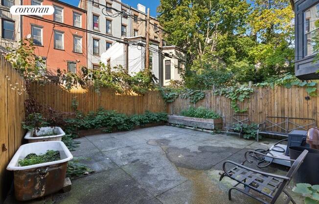 3 beds, 2 baths, $5,350, Unit UNIT1