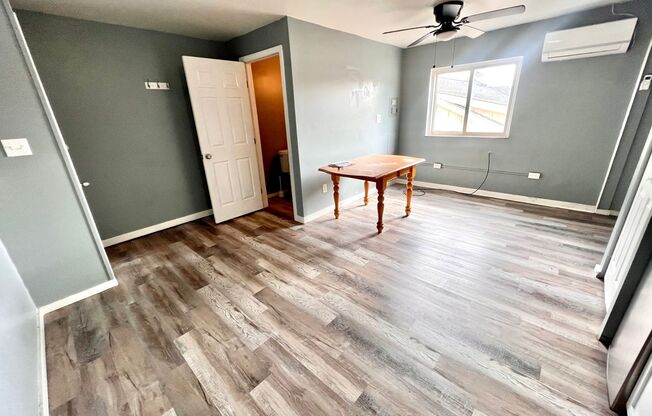 810 Merchant Street (Full Service)