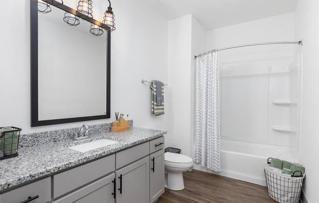 2 beds, 2 baths, 1,132 sqft, $1,759, Unit 2323CL