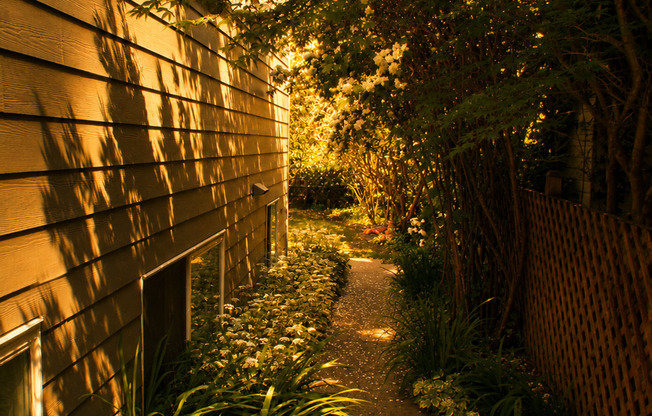 Evanston Apartments - Located on the north side of Fremont