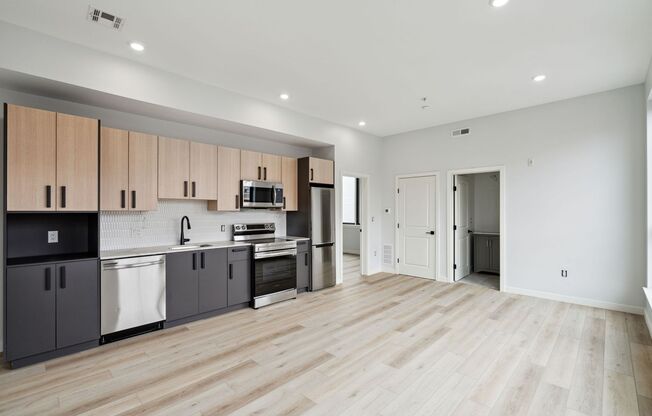 1 bed, 1 bath, $1,935, Unit 301