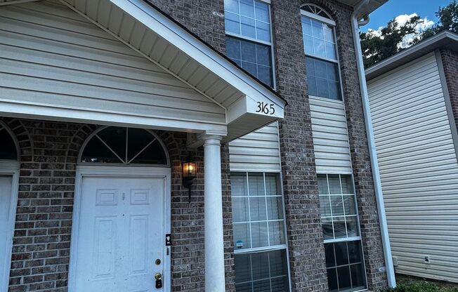 Spacious 3 BR 3 BA in Great Location!