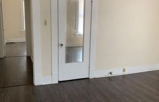 3 beds, 1 bath, $1,500