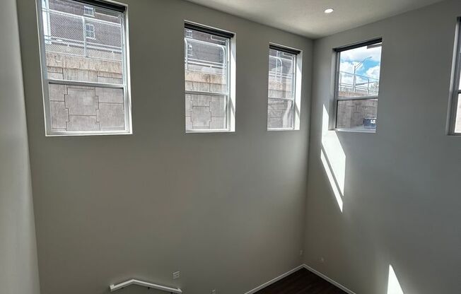 1 bed, 1.5 baths, 941 sqft, $1,595, Unit 218 - L941 LOFT