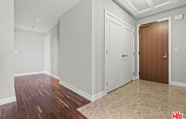 2 beds, 3 baths, 1,870 sqft, $8,250, Unit 28B