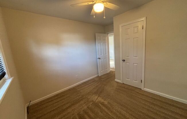 3 beds, 1 bath, $1,895