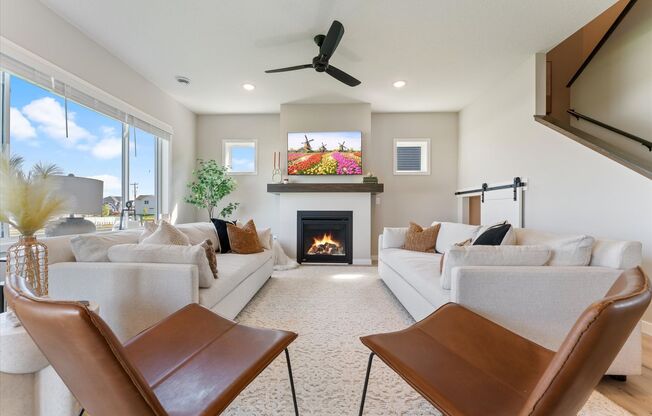 4 beds, 3.5 baths, 2,612 sqft, $3,950, Unit 10074