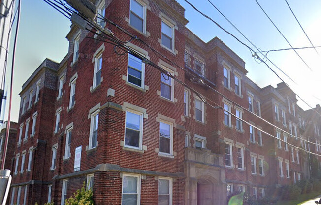 100 BRAINERD ST