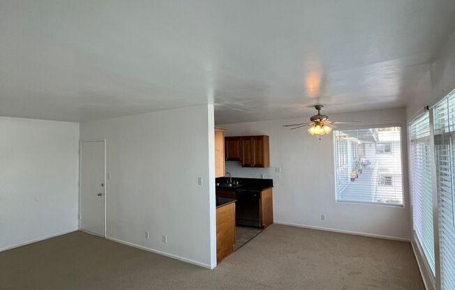 1 bed, 1 bath, 694 sqft, $3,600, Unit 17020- 15