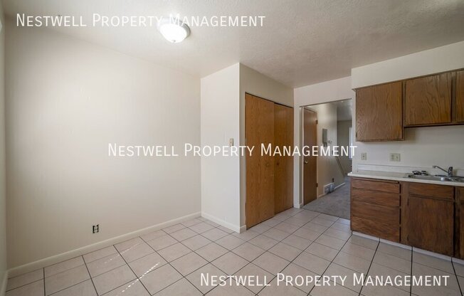 1481 N MANDALAY RD