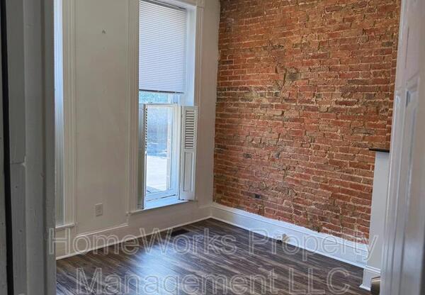 1824 SAINT PAUL ST