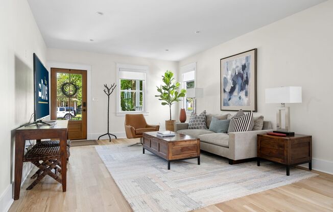 Poplar Place- 191 W. Poplar Street, Unit A