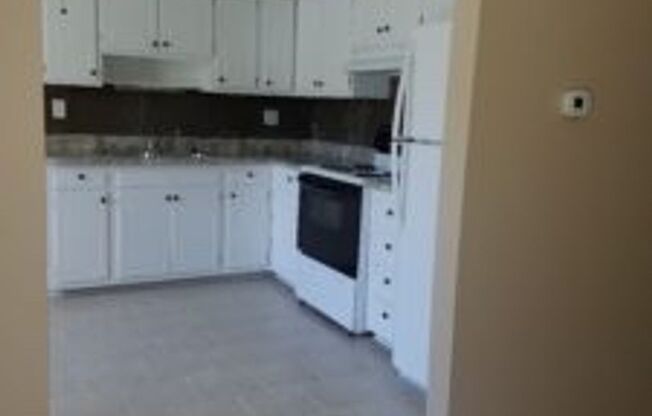 1 bed, 1 bath, 760 sqft, $1,075, Unit 478-F