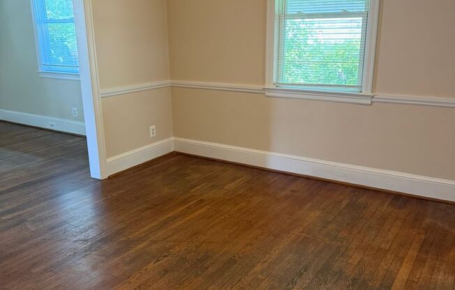 Spacious home close to METRO, Uof MD, etc.