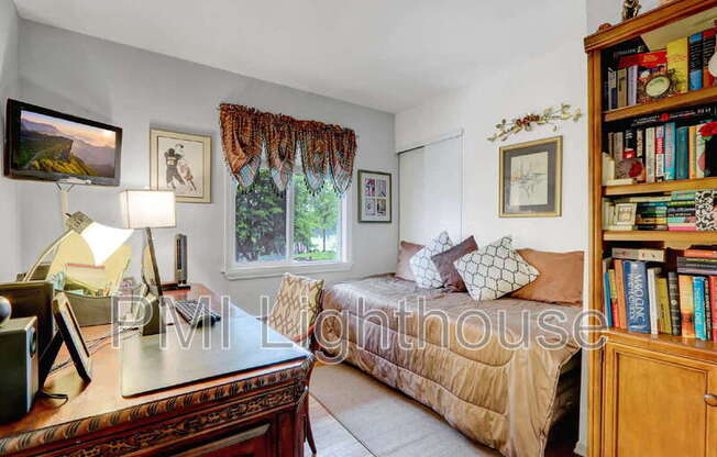 17 RONDELL LN
