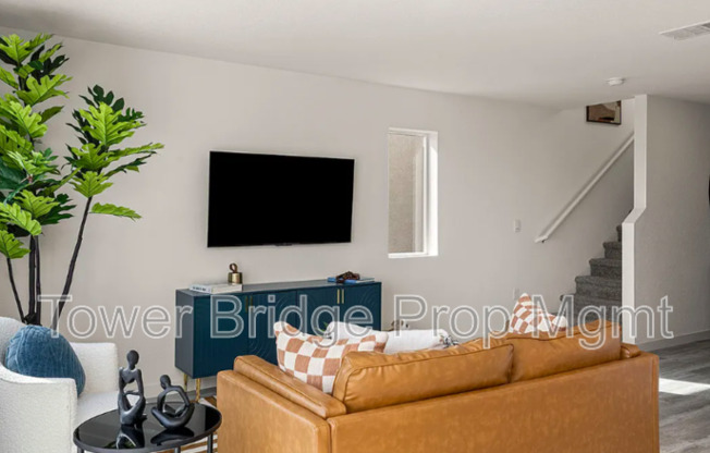 2033 BLUE STAR DR