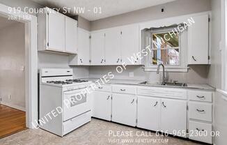 919 COURTNEY ST NW