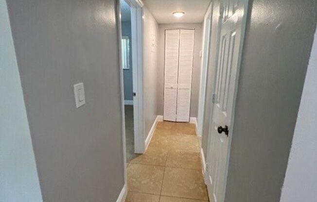1 bed, 1 bath, $1,595, Unit 215