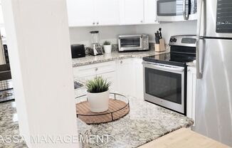3037 Antique Oaks Circle #155