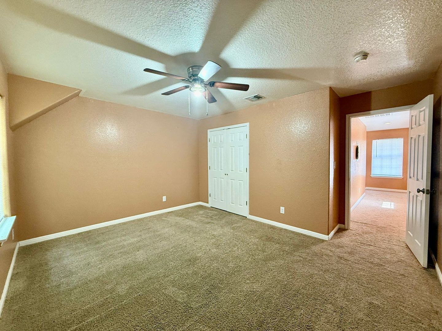 3107 W Travis St , San Antonio, Texas 78207