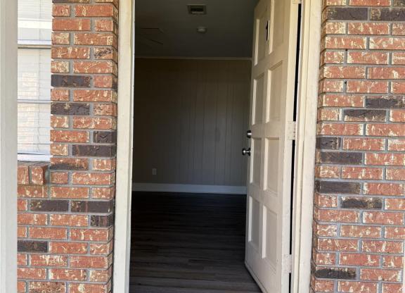 2219 31 ST