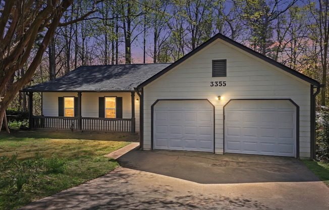 Charming Updated Ranch on Cul-de-Sac with Designer Finishes in Prime Kennesaw Location