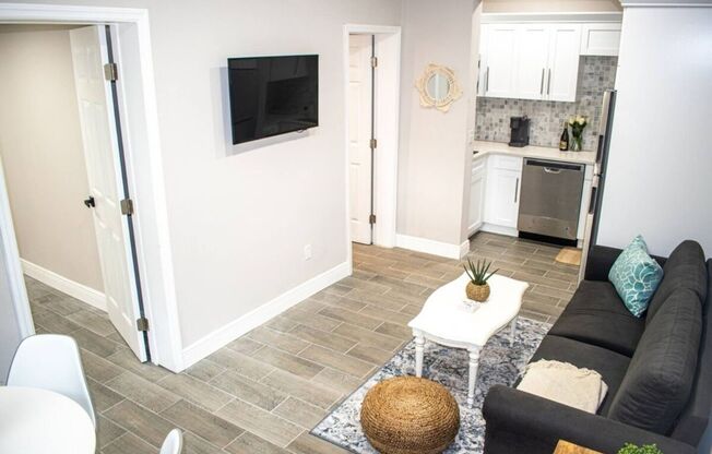 Glamorous Ybor Home • near Downtown