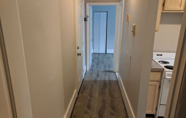 1 bed, 1 bath, $1,940, Unit 05