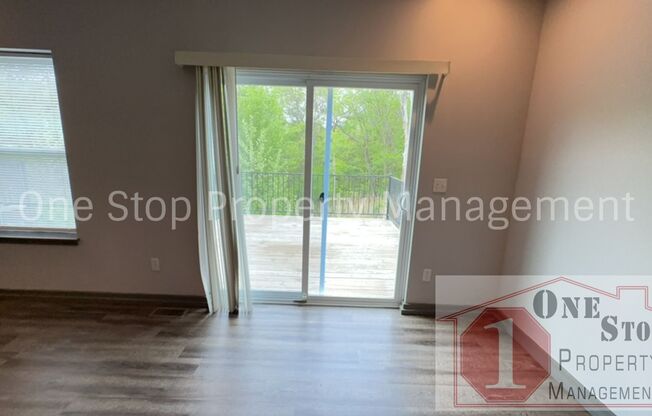 3 Bedroom, 2.5 Bath Modern Townhome in North Kansas City, MO