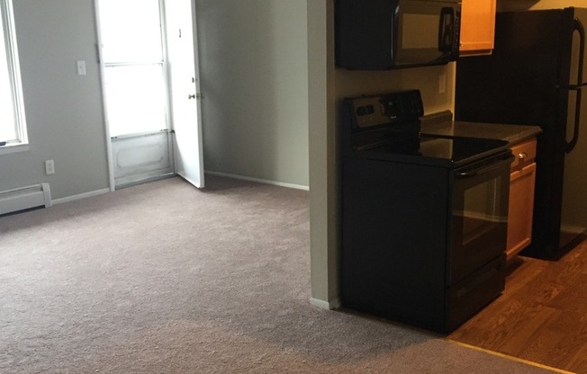 Clawson One Bedroom and One Bathroom Apartments