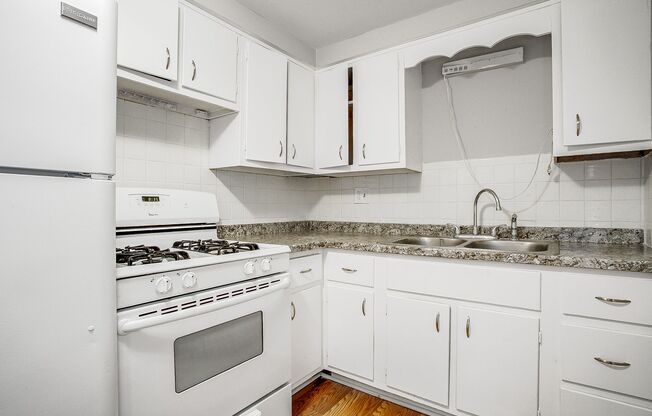 4504 -4506 N Jackson, Kansas City, MO