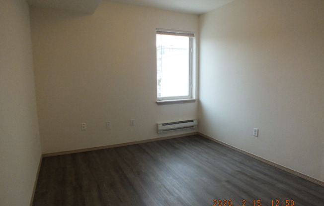 12549 28 AVE NE