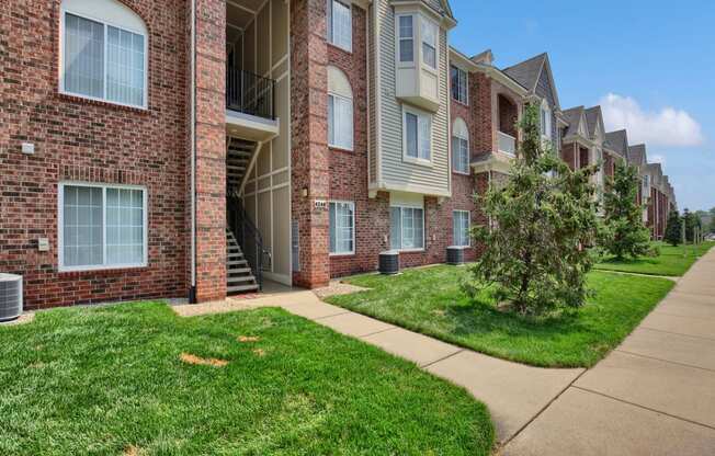 Walking Paths to Buildings at LakePointe Apartments, Batavia