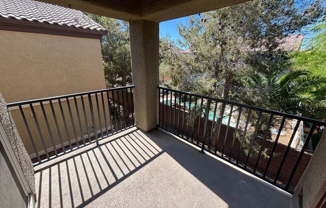 3 beds, 2 baths, $1,850, Unit UNIT 2022