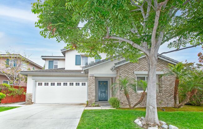 Grand and Gorgeous 5BR Home in La Fuente Gated Community!