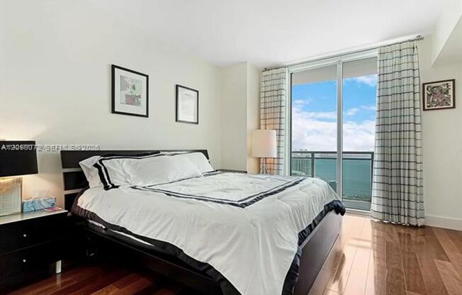 2 beds, 2.5 baths, $6,500, Unit # 3710