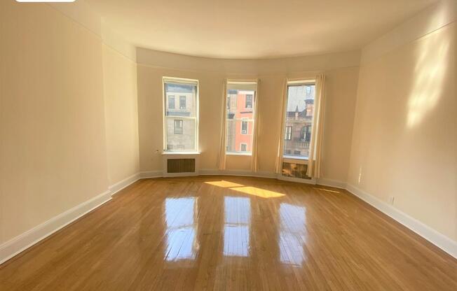 251 W 102 ST